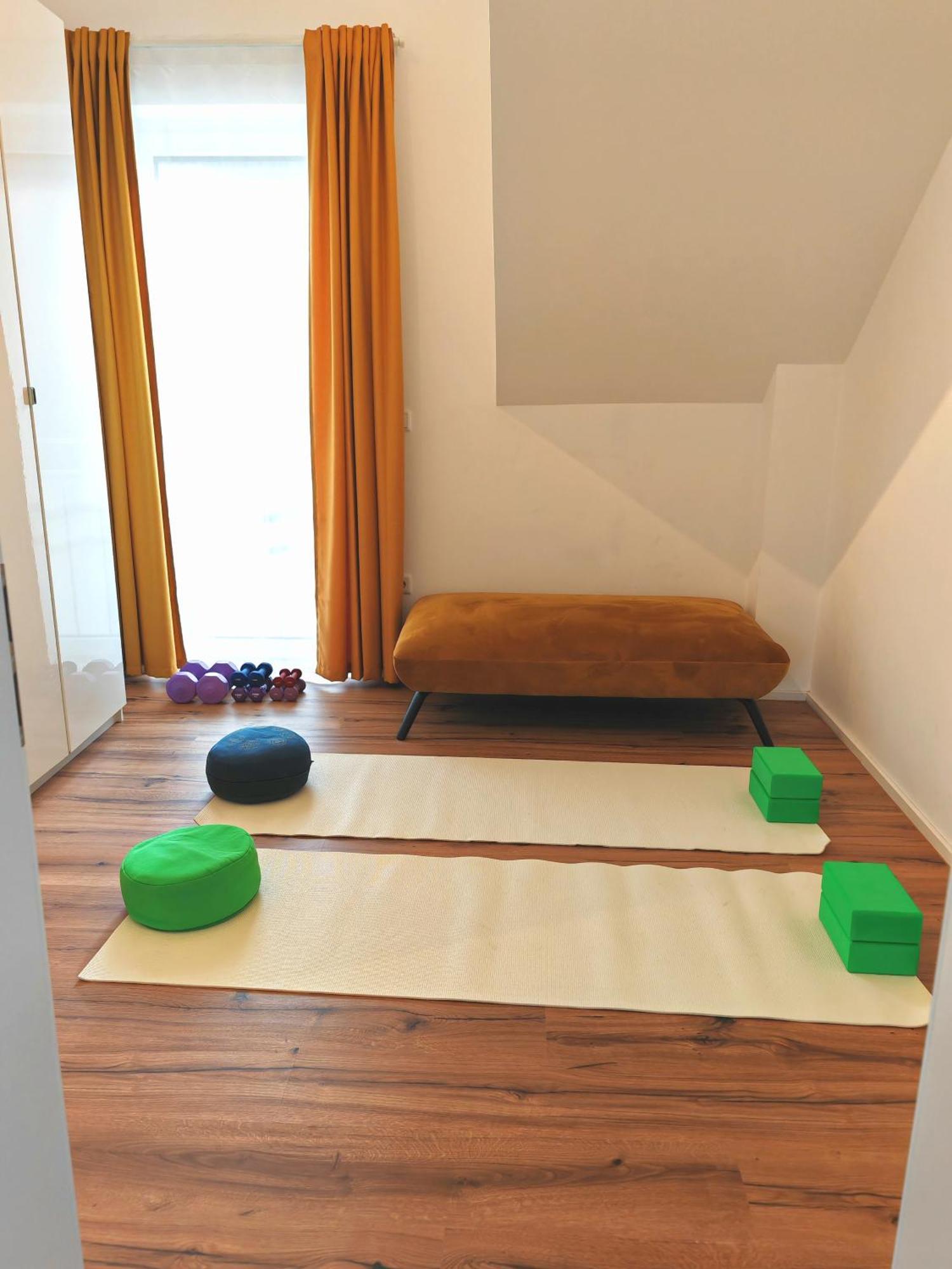 Golden Home With Barbecue, Yoga, Football Table Σίνσχαϊμ Εξωτερικό φωτογραφία